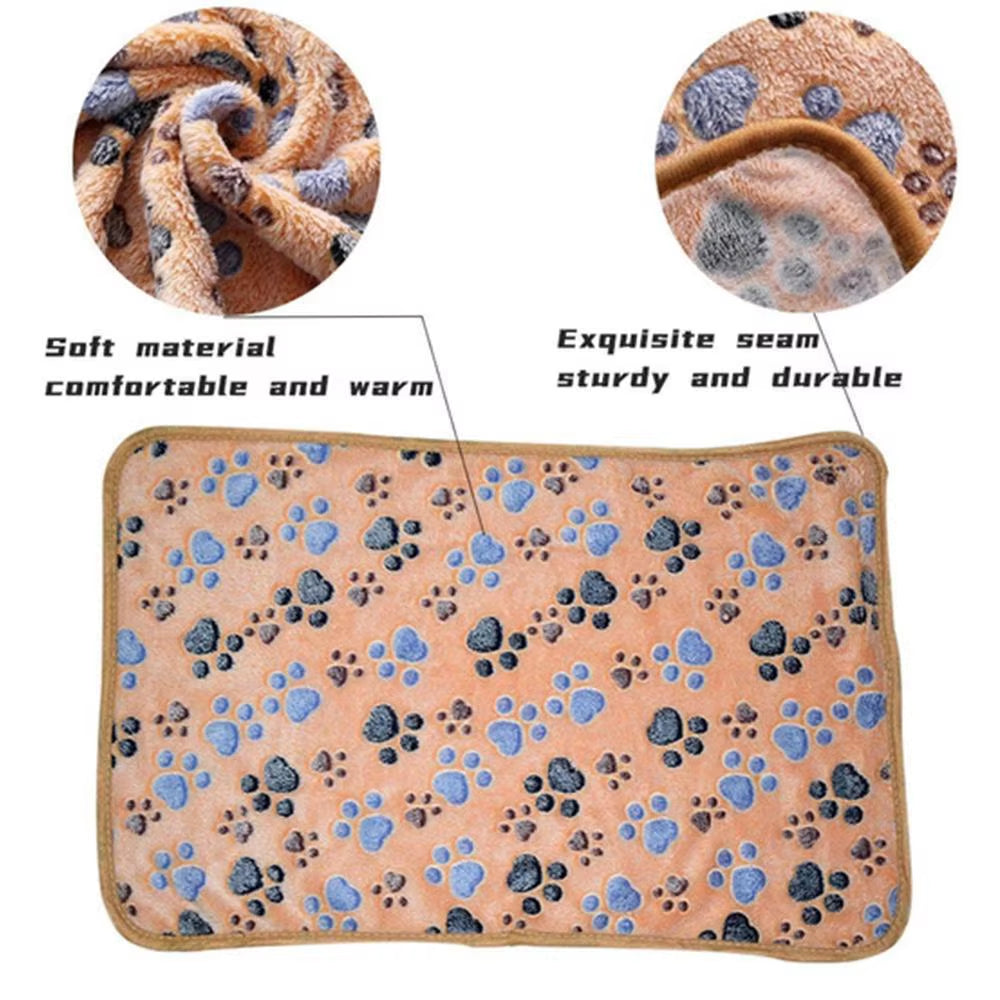 Premium Plush Pet Blanket with Adorable Cartoon Design - Cozy and Warm Mat for Cats and Dogs