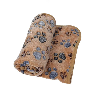 Premium Plush Pet Blanket with Adorable Cartoon Design - Cozy and Warm Mat for Cats and Dogs